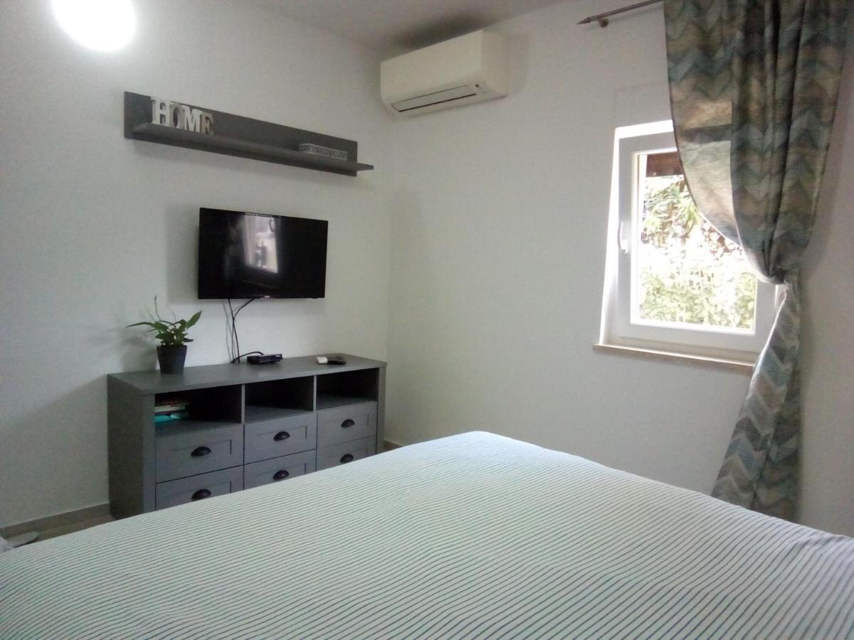 Apartments Radmila Пореч Экстерьер фото